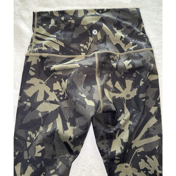 Lululemon Wunder Under Pant Leggings Camo Fatigue Green Black | SIZE 4 - Picture 4 of 5